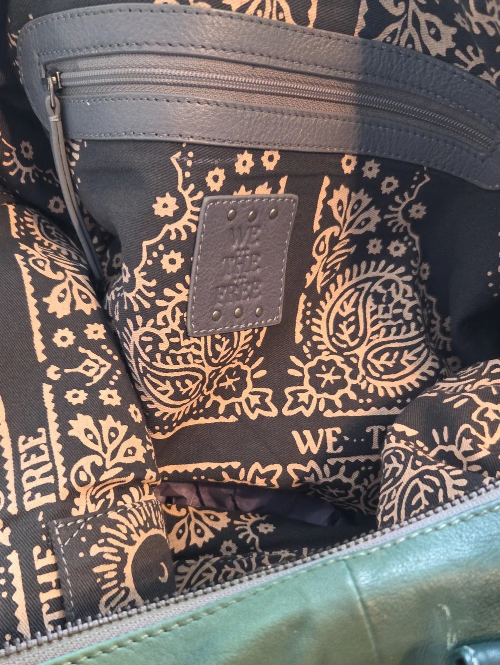 WE THE FREE OMBRE EMERSON TOTE IS HERE!!!! NWT